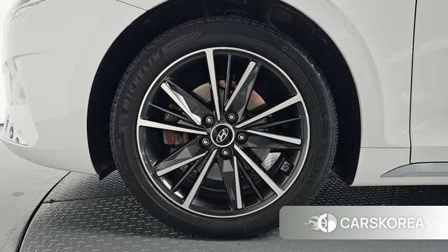 Hyundai The New Grandeur IG id 5013072 из Кореи 29