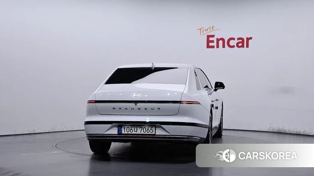 Hyundai Grandeur (GN7) id 4792617 из Кореи 30