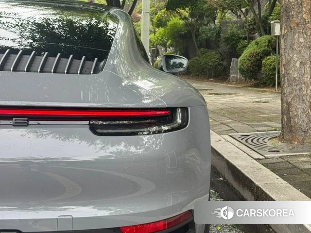 Porsche 911(992) id 4746401 из Кореи 14