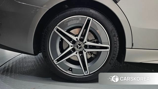 Mercedes-Benz C-Class W206 id 4950303 из Кореи 25