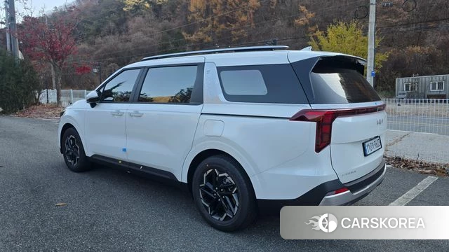 Kia The New Carnival 4th Generation 2025 Белый из Кореи, фото 4