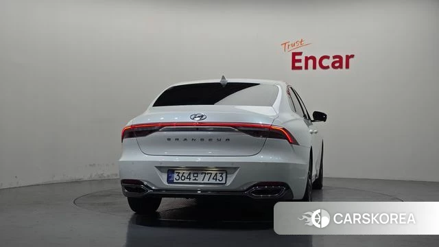 Hyundai The New Grandeur IG Hybrid id 4951407 из Кореи 30
