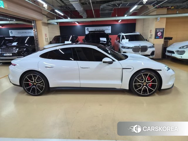 Porsche Taycan id 4974793 из Кореи 14