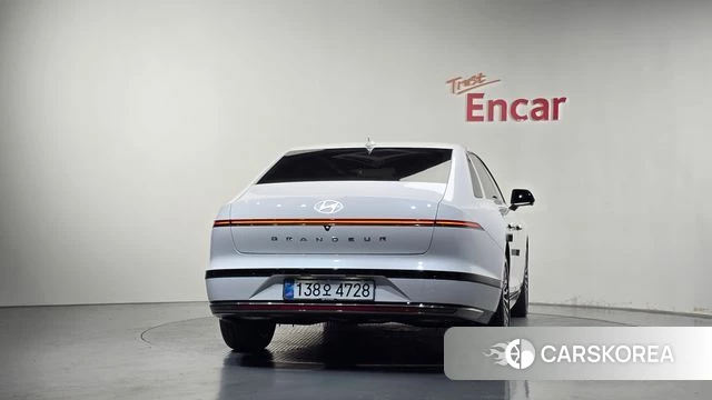 Hyundai Grandeur Hybrid (GN7) id 5011106 из Кореи 32