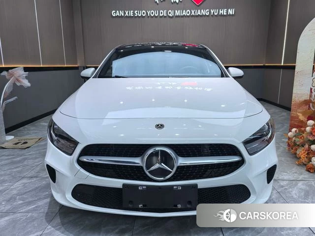 Mercedes-Benz A-Class 2021 Белый из Китая, фото 4