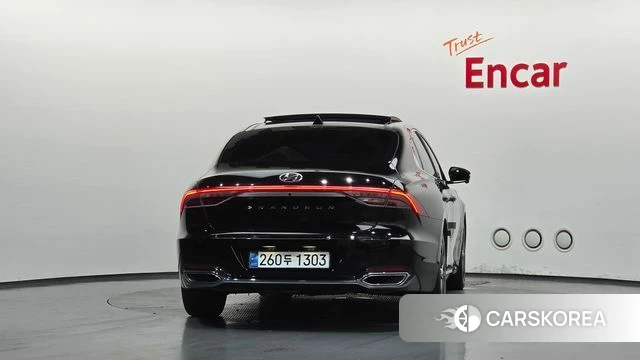 Hyundai The New Grandeur IG id 4672058 из Кореи 30