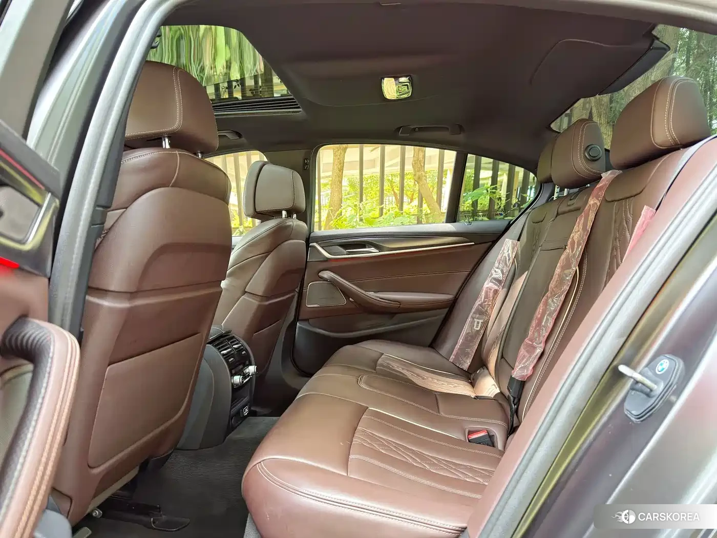 BMW 5 series 2023 Черный из Китая, фото 4