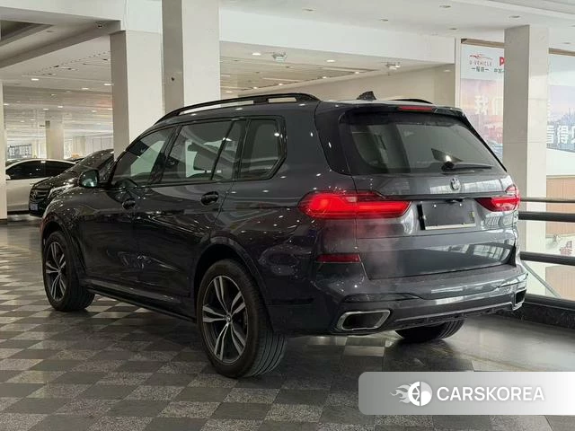 BMW X7 2020 Темно-серый из Китая, фото 4