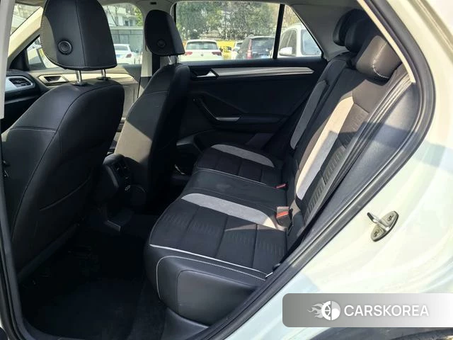 Volkswagen T-Roc 2021 Белый из Китая, фото 4