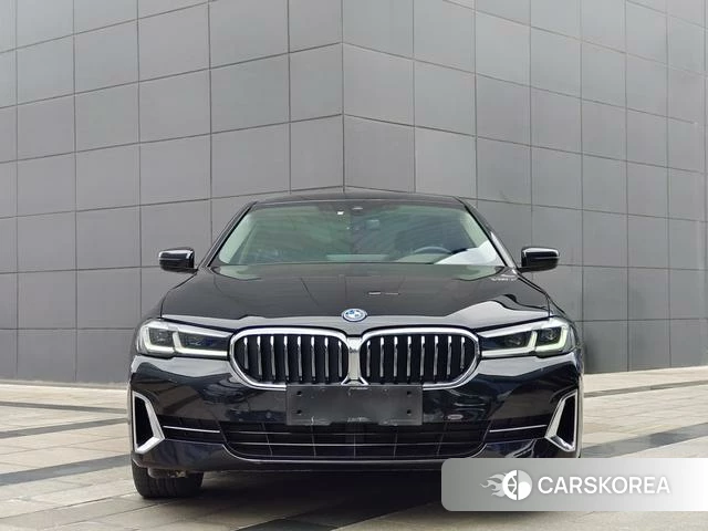 BMW 5 series PHEV 2022 Черный из Китая, фото 4