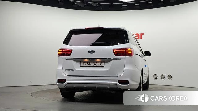Kia The New Carnival id 4855998 из Кореи 31