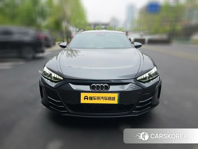 Audi e-tron 2024 Темно-серый из Китая, фото 4