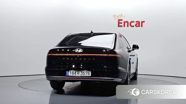 Hyundai Grandeur (GN7) id 5016902 из Кореи 14