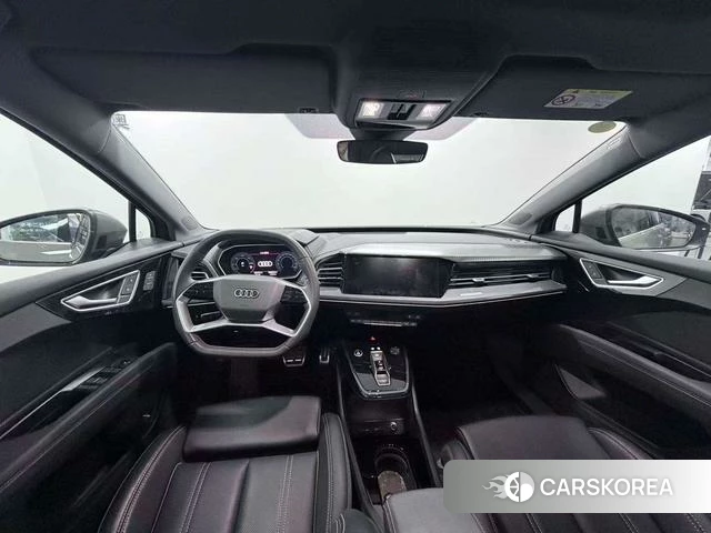 Audi Q4 2024 Темно-серый из Китая, фото 4