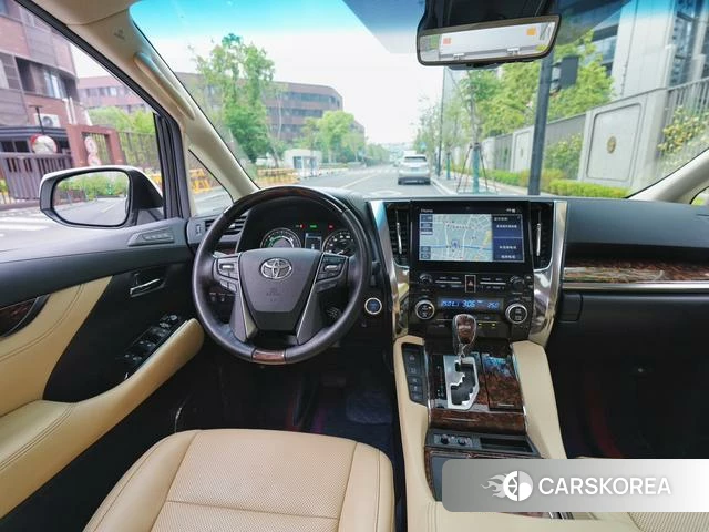Toyota Alphard 2021 Белый из Китая, фото 6