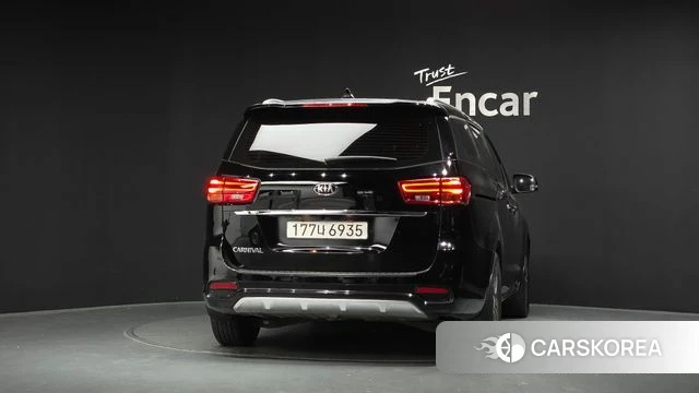 Kia The New Carnival id 5035290 из Кореи 14