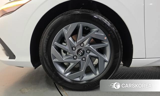 Hyundai The New Avante (CN7) id 4957426 из Кореи 26
