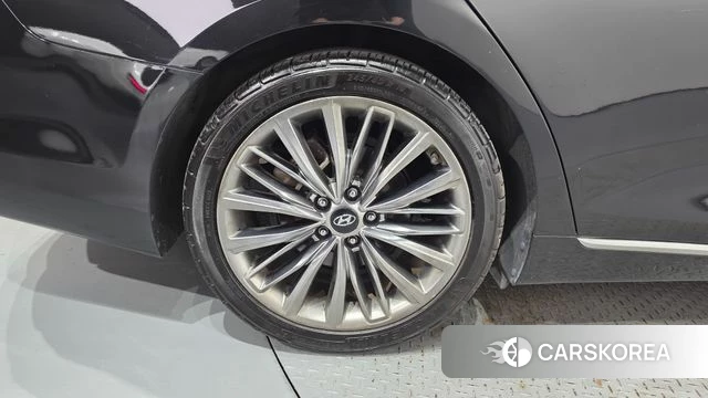 Hyundai Grandeur IG id 4988311 из Кореи 29