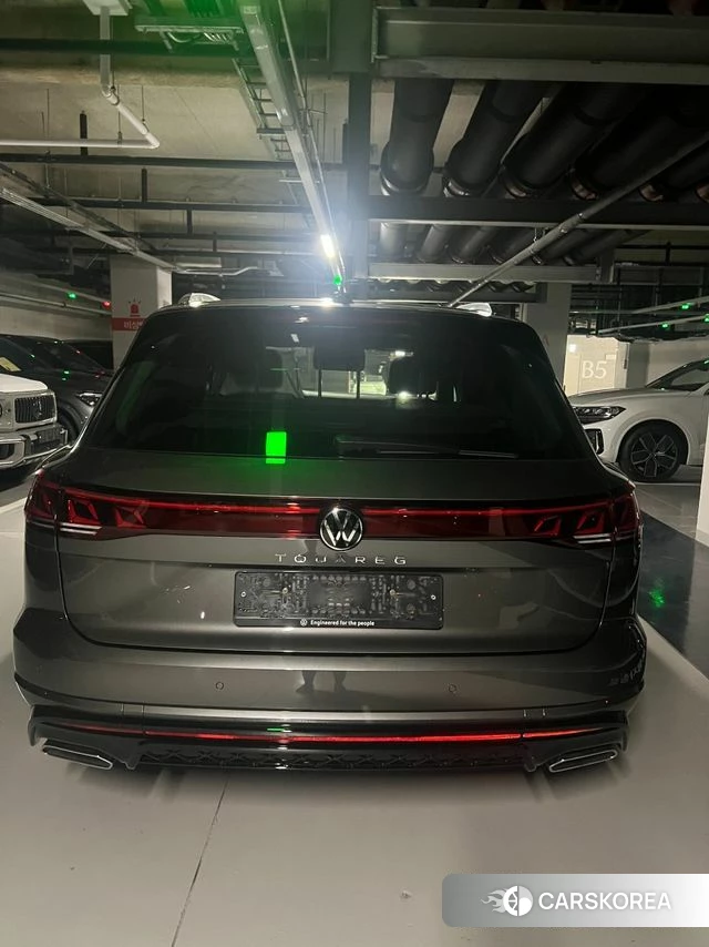 Volkswagen Touareg 3rd generation 2026 Серый из Кореи, фото 4