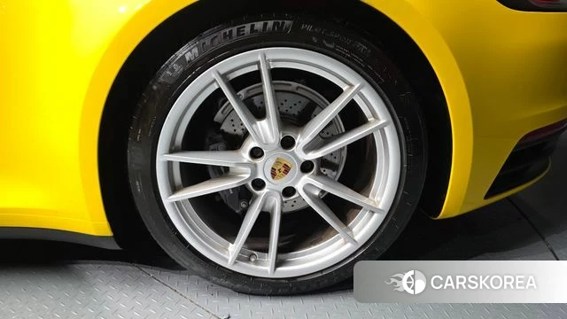 Porsche 911(992) id 5047922 из Кореи 24