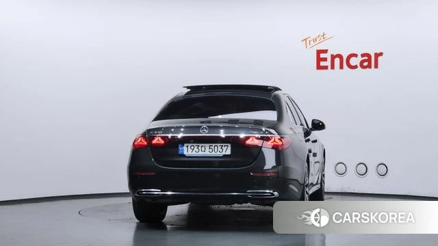 Mercedes-Benz E-Class W214 id 4686900 из Кореи 14
