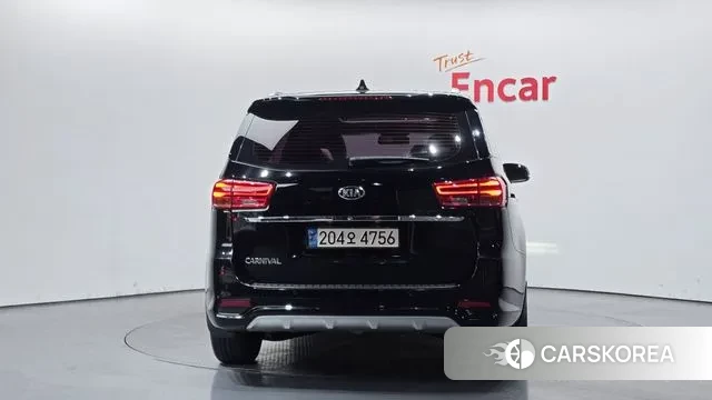 Kia The New Carnival id 3593394 из Кореи 14