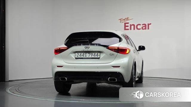 Infiniti Q30 id 4865117 из Кореи 25