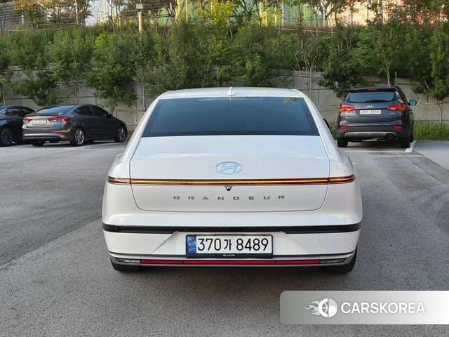 Hyundai Grandeur (GN7) id 5021758 из Кореи 14