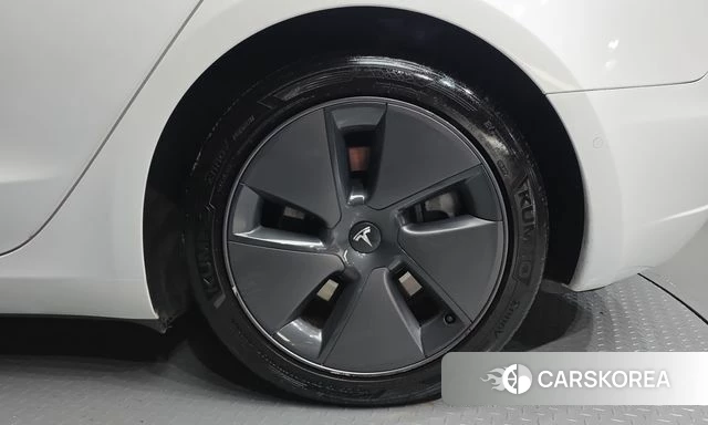 Tesla Model 3 id 4966707 из Кореи 26