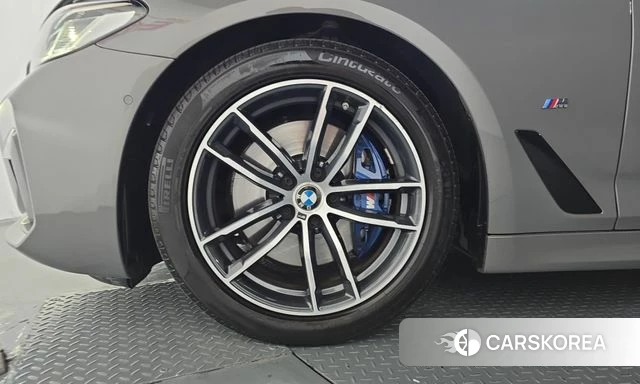 BMW 5 Series (G30) id 4959499 из Кореи 30