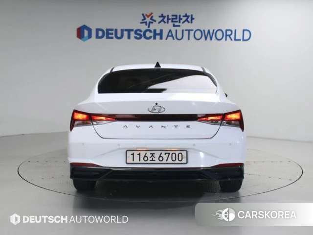 Hyundai Avante (CN7) 2022 Белый из Кореи, фото 6