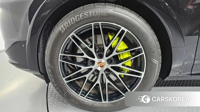 Porsche Cayenne (PO536) id 5011281 из Кореи 31