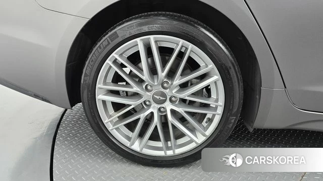 Genesis G70 id 4930790 из Кореи 26