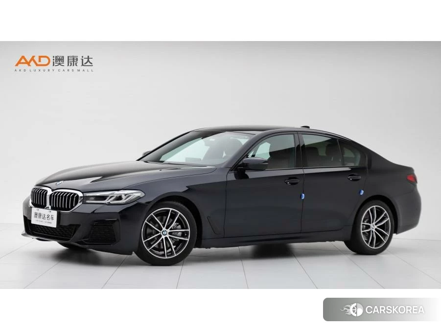 BMW 5 series 2022 Черный из Китая, фото 4
