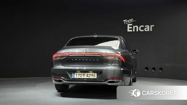 Hyundai The New Grandeur IG id 5028469 из Кореи 30