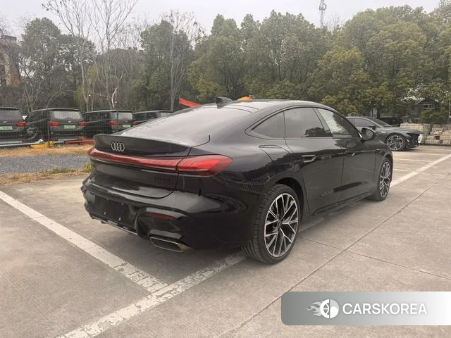 Audi A5L 2026 Черный из Китая, фото 4