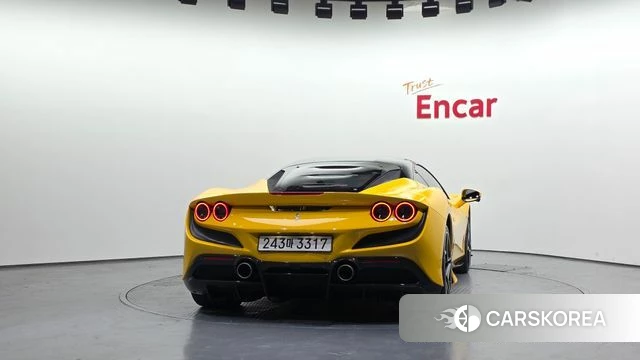 Ferrari F8 Tributo id 4855702 из Кореи 14