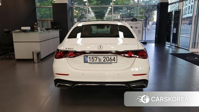 Mercedes-Benz E-Class W214 id 4934514 из Кореи 12