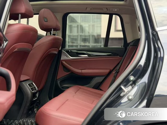 BMW X3 2023 Черный из Китая, фото 4