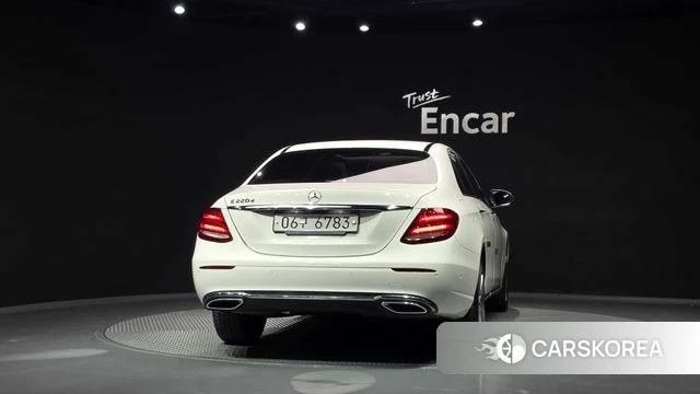 Mercedes-Benz E-Class W213 id 5054536 из Кореи 31