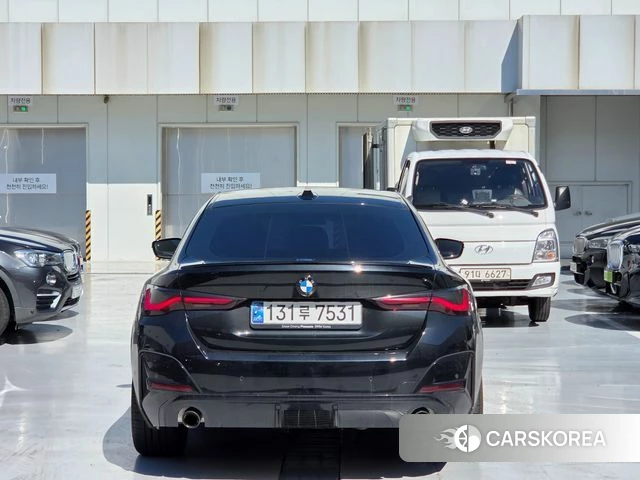 BMW 4 Series (G22) 2024 Черный из Кореи, фото 4