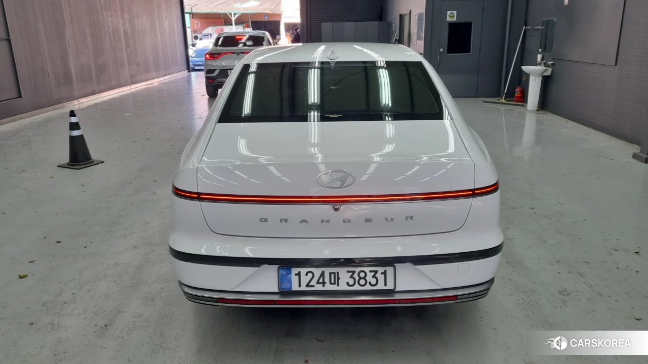 Hyundai Grandeur (GN7) id 4991370 из Кореи 12