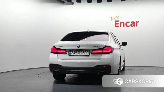 BMW 5 Series (G30) id 5017952 из Кореи 25
