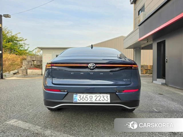 Toyota Crown Crossover id 4995751 из Кореи 14