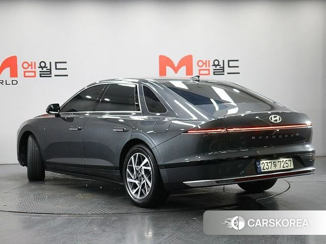 Hyundai Grandeur Hybrid (GN7) id 5000601 из Кореи 14
