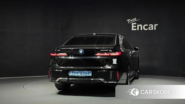 BMW i7 (G70) id 5016457 из Кореи 33