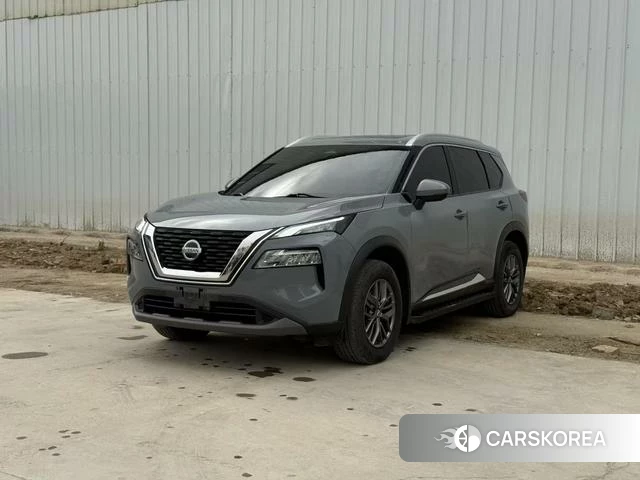 Nissan X-Trail 2021 Темно-серый из Китая, фото 4