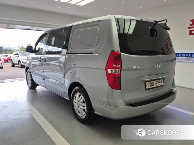 Hyundai The New Grand Starex id 4966958 из Кореи 11