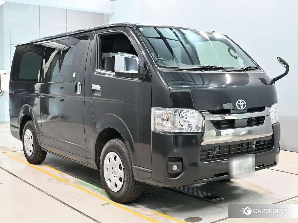 Toyota HiAce Van 2024 из Японии, фото 4