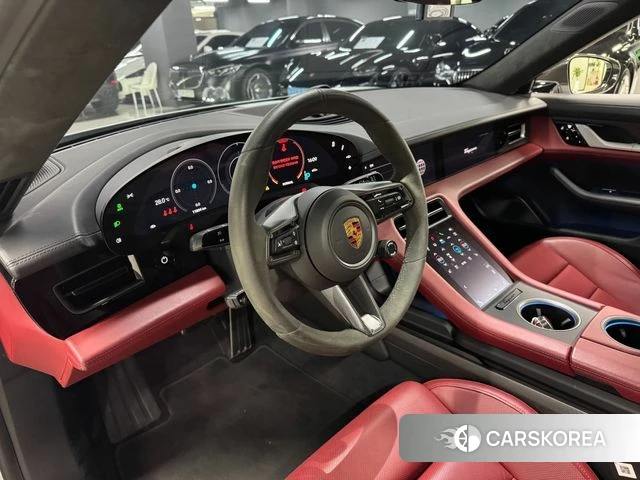 Porsche Taycan id 4899843 из Кореи 11